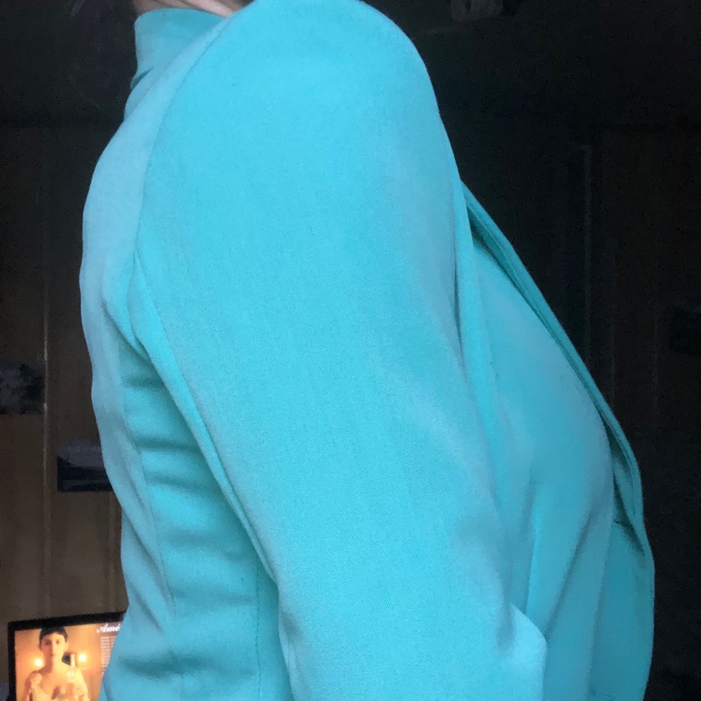 Jacket - Picture 8 of 8